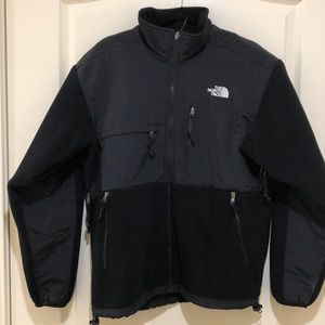 NORTH FACE POLARTEC FLEECE ZIPUP. MEN’s M.